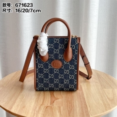 Gucci Satchel Bags